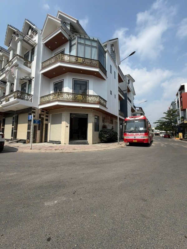 BĐS Mười Ngô