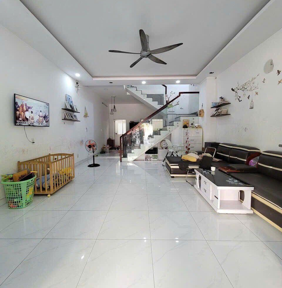 Cho thuê nhà giá rẻ tại Phường Đông Hòa